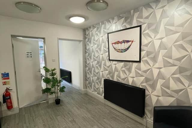 If you’re finding dental issues are making you avoid certain foods, or making you hide your smile, or leaving you lacking in self-confidence - Wolds Dental Studio have a solution for you