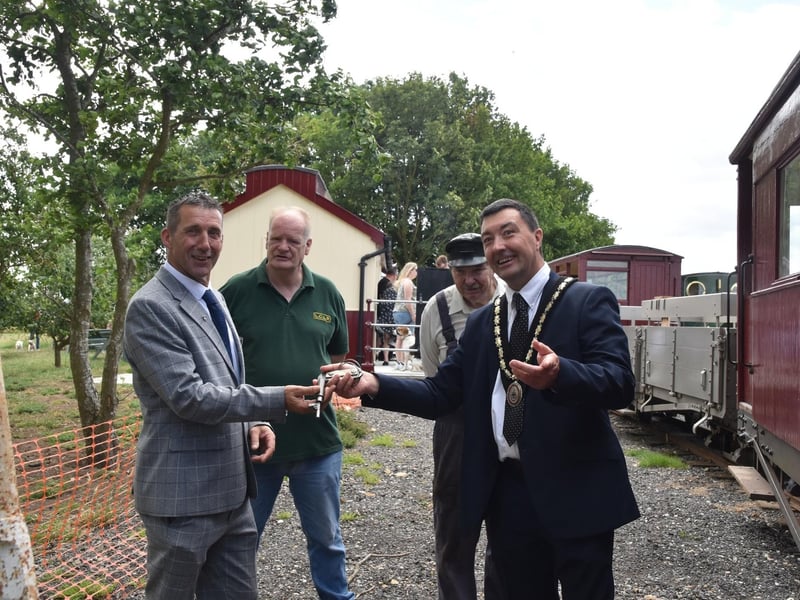 Mayor of Skegness Coun Jimmy Brookes and local County Councillor Adrian Findley at Seathorne Bank.