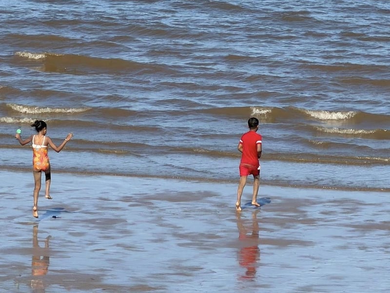 Bank Holiday weekend on Skegness Beach
