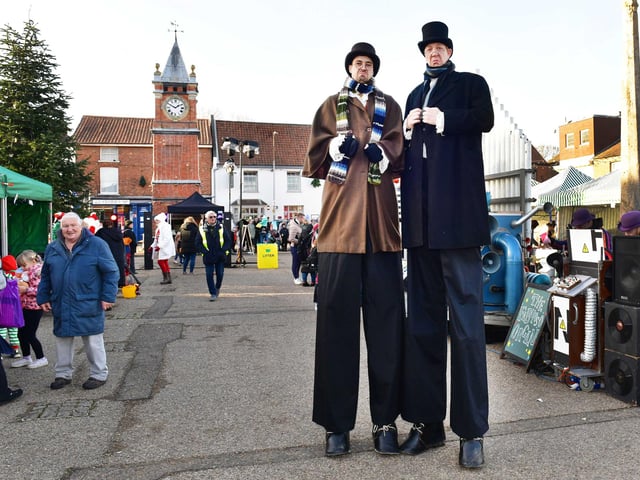 Earthbound Misfits' Humbug Brothers get a higher view of the Christmas market.