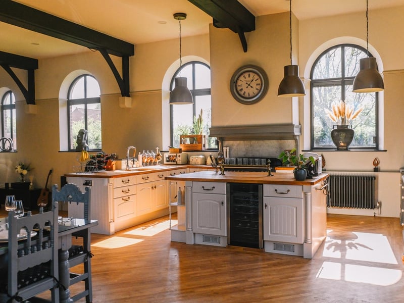 A closer look at the kitchen area.