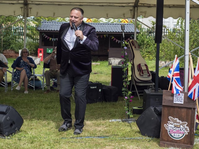 Period singer Marty Clarke at Sleaford 1940s Day. Photo: Holly Parkinson