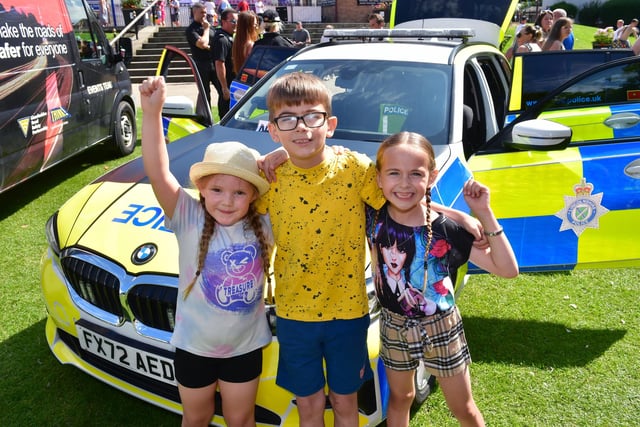 Hello, hello: Pictured (from left) Olivia Underwood, 6, Kenzie Hardwick, 11, and Kara Hardwick, 7, of Skegness