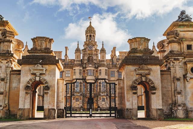 Harlaxton Manor welcomes you