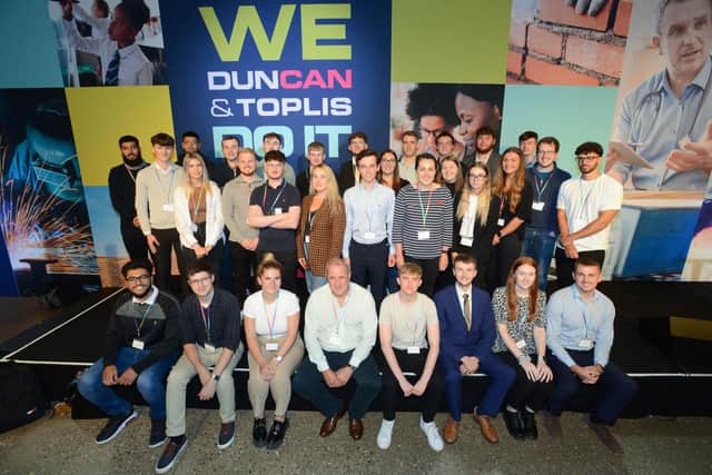 The 2022 cohort of trainees at Duncan & Toplis.