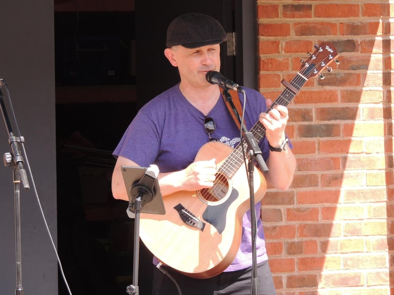 Andy Lenton singing in Navigation Yard. Photo: Andy Hubbert