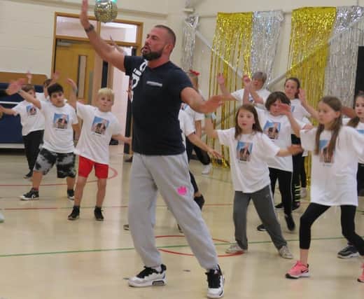 Robin Windsor during his recent visit to Church Lane School.