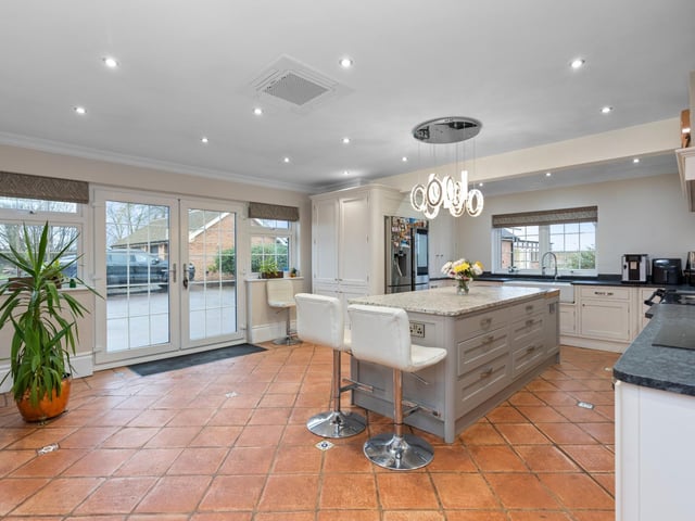 The kitchen dining room.