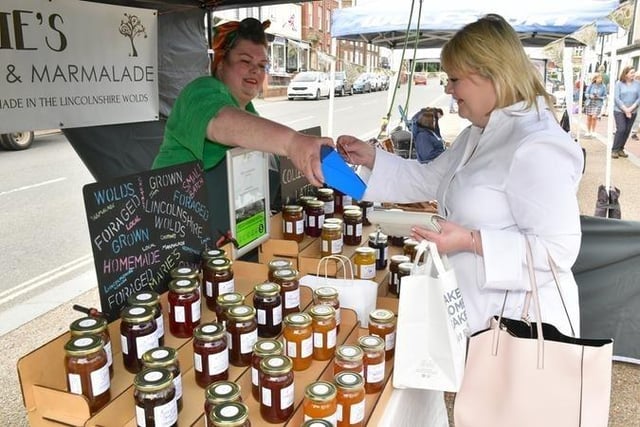 M.arie Gray of Marie's James, Chutneys and Marmalades, with Sara Apps of West Keal