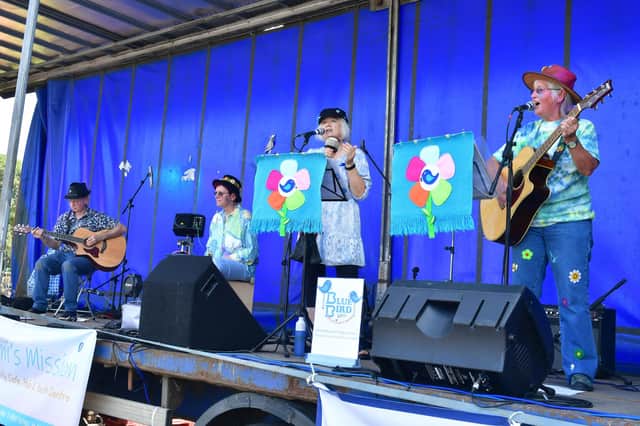 Blue Bird Jams of Louth, performing at MimiFest. Photos: D.R.Dawson Photography