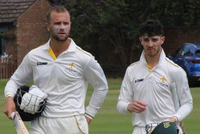 Tom Keast and Ben Wright - fine 257 stand for Lincolnshire.