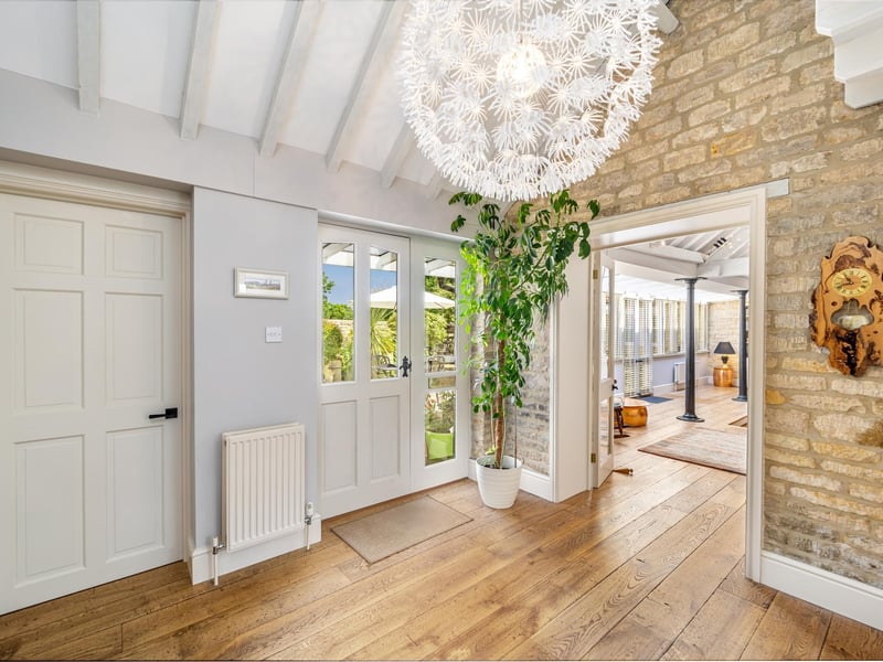 The entrance hall.