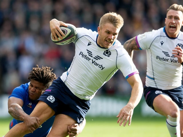 Looked to have played in Hogg for a try but full-back fumbled. Had to go off at half-time after head knock. 5