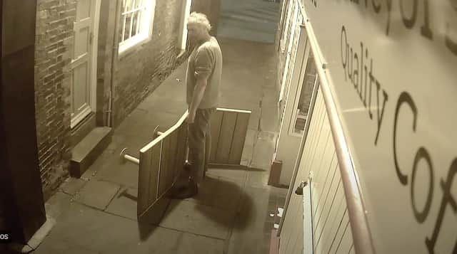 A screen shot from the video released by Lincs Police.
