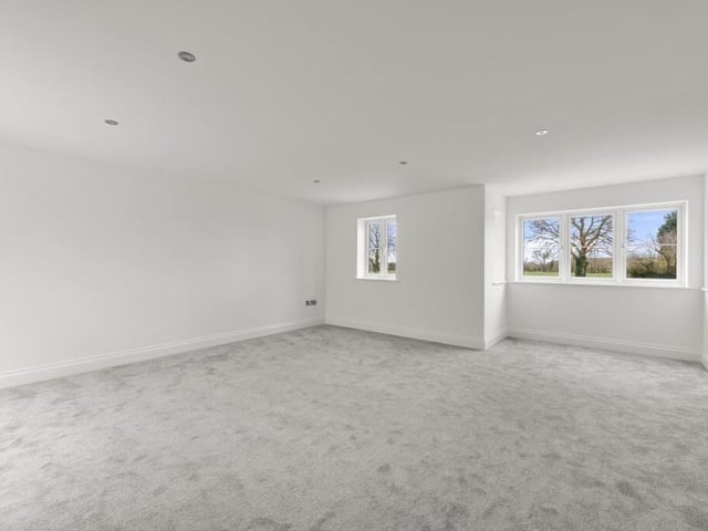 The sitting room.