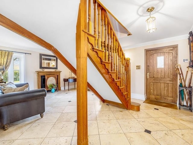 The entrance hall.