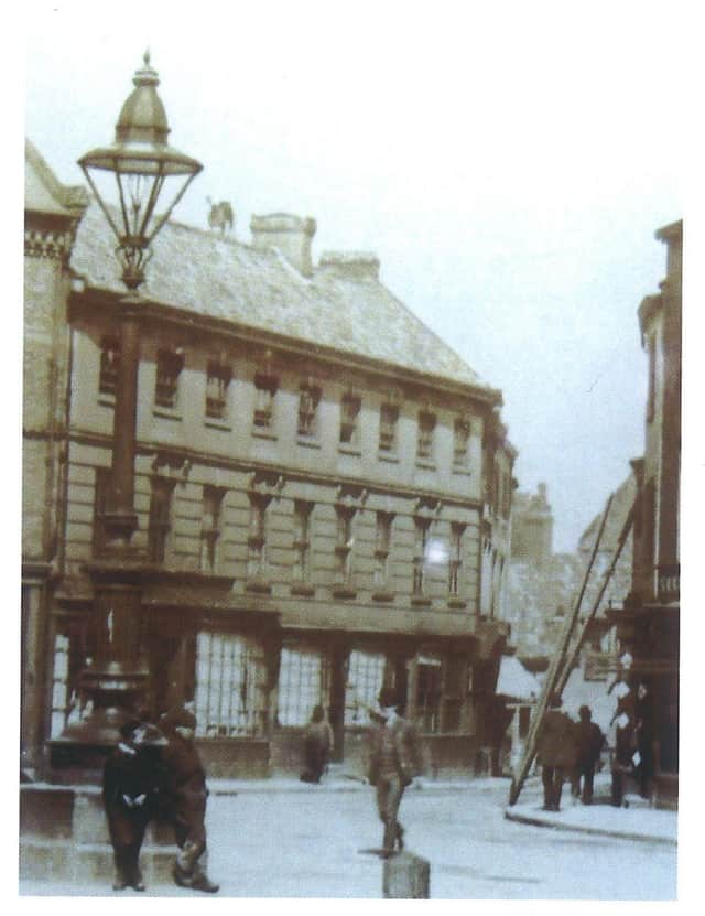 Eve & Ranshaw pictured in the 1880s.