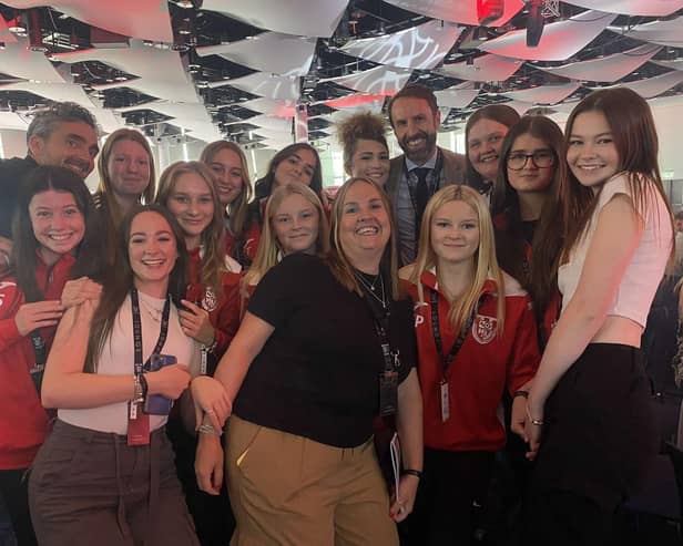 Horncastle Town FC's U15 Girls with England Men's manager Gareth Southgate.