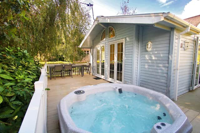 Hot tub heaven in a Signature Lodge
