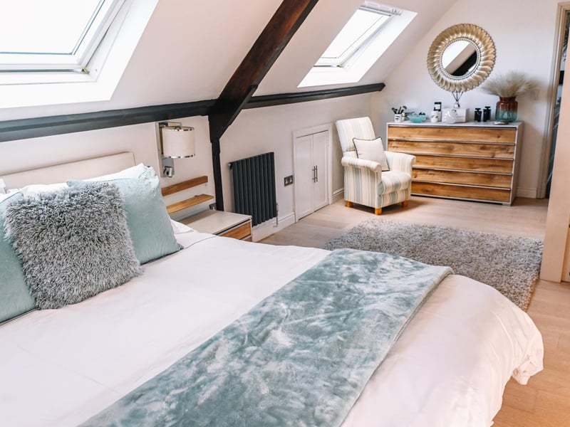 The principal bedroom.