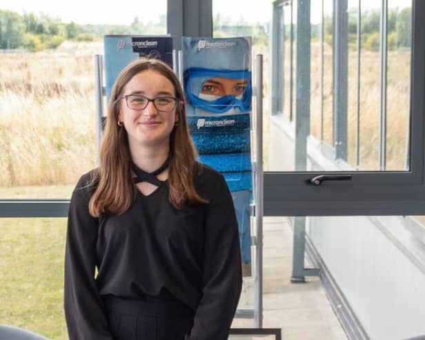 Holly Robinson - Skegness Grammar School