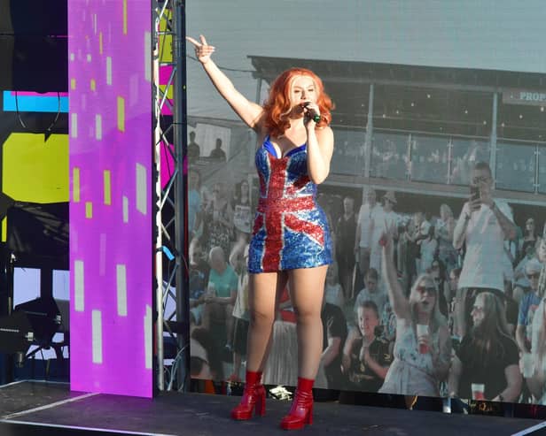 Spice Forever, performing
