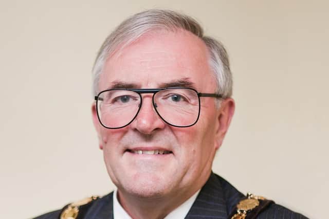 Coun Lance Pennell said people would be staggered that those refused taxi licences were not on the national database.