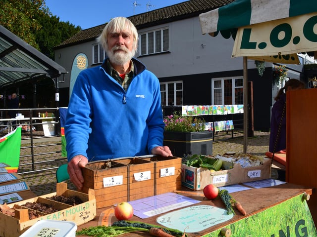 Geoff Jones, a member of LOGO (Lincolnshire Organic Gardeners' Organisation) explained the natural recycling concept of composting
