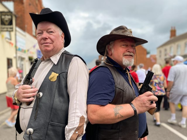 David and Geoff from The American Trilogy Wildwest Team.