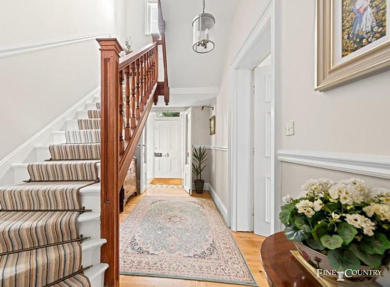 The entrance hall.