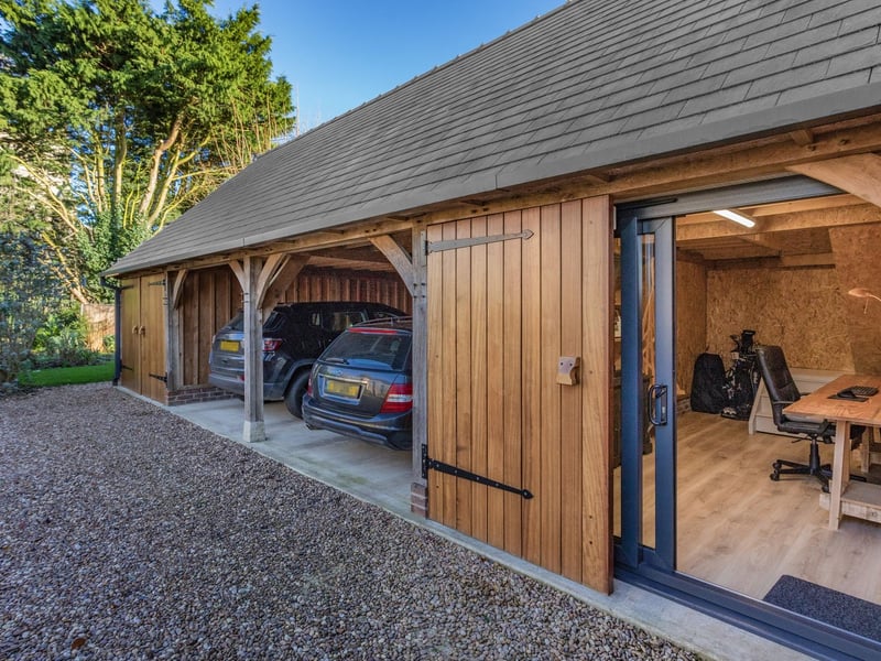 The carport.