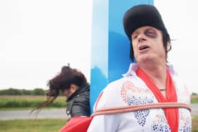 Failed magician Houdini Love can’t escape from the Skeg- Vegas sign during the filming of Wheel Gone Kid 5-Suspicious Minds