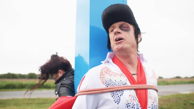 Failed magician Houdini Love can’t escape from the Skeg- Vegas sign during the filming of Wheel Gone Kid 5-Suspicious Minds
