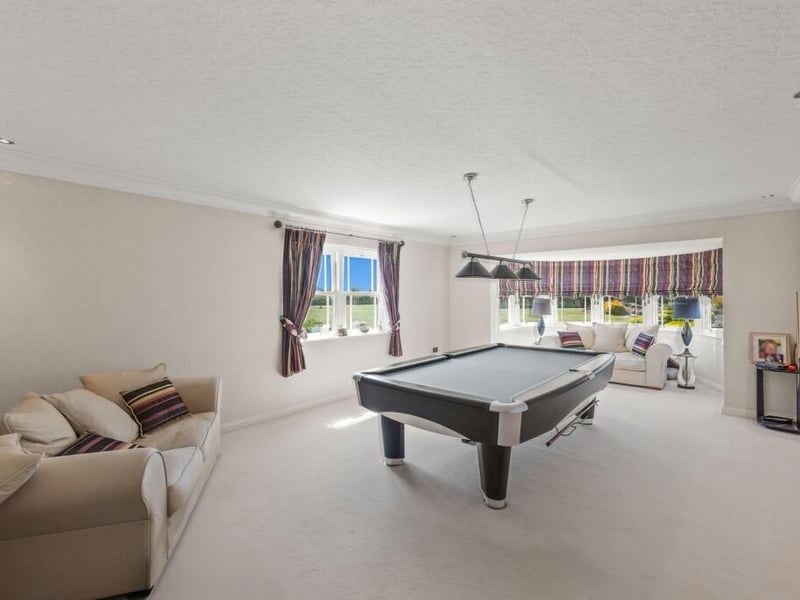 The garden room.