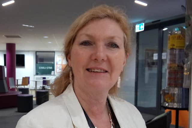 Calling upon MPs - Coun Marianne Overton.