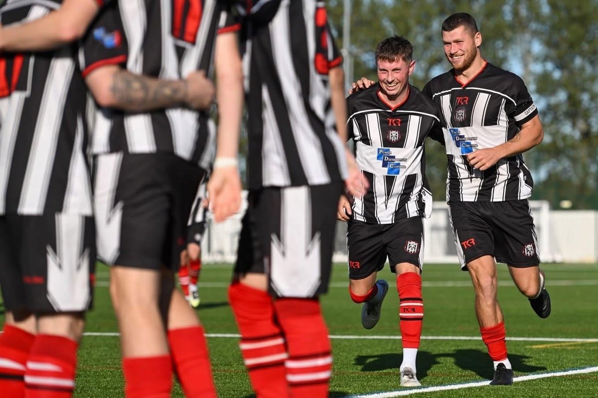 Leaders Brigg Town punish Ilkley red card with five goal salvo