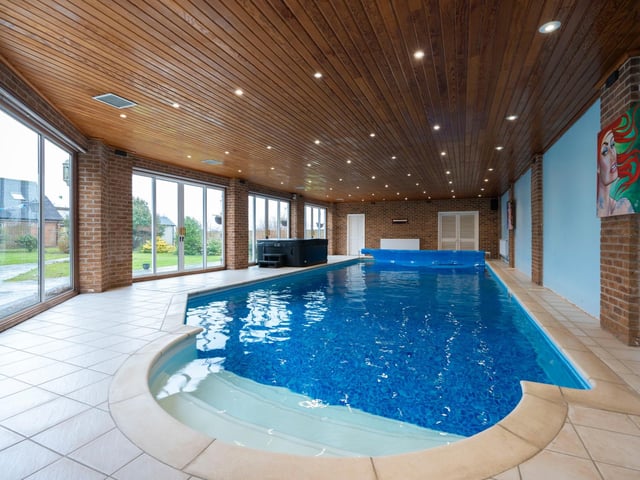 The swimming pool.