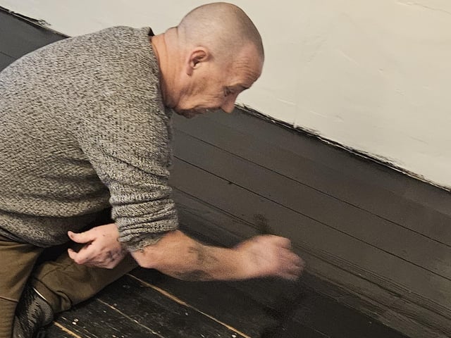 Even floors are being painted befor the visitors return.