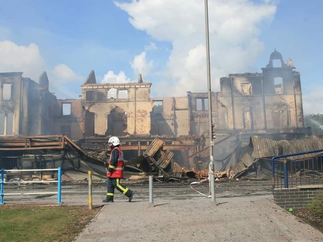 The charred remains became a tourist attraction in its own right before the seafront buildings were demolished.