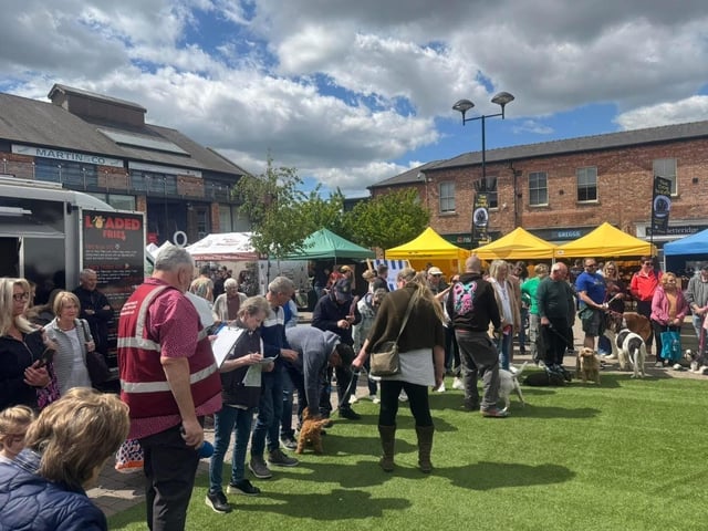Hundreds of visitors attended the Barket