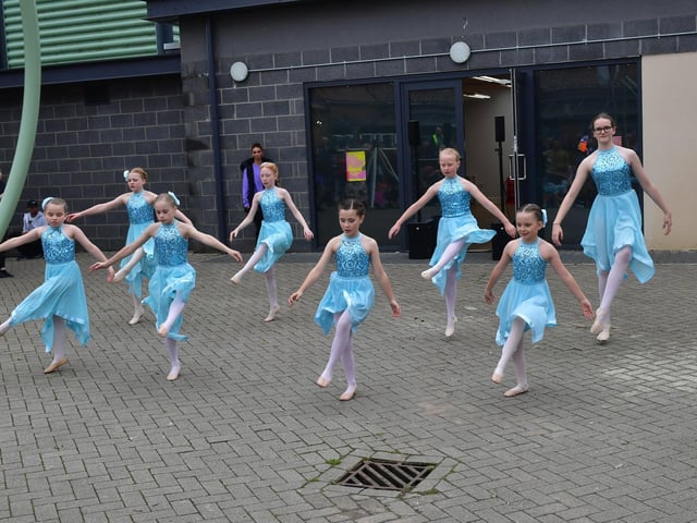 Go Dance Set in Navigation Yard.