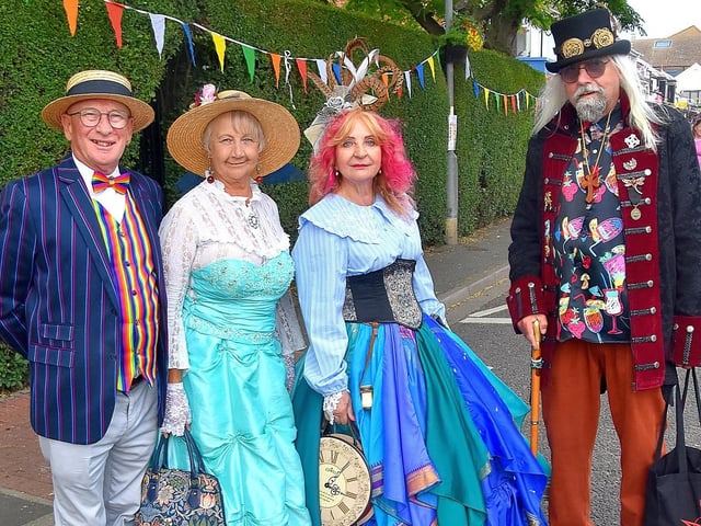 There's only one place this quartet could be heading -- and that's Vintage On Sea!