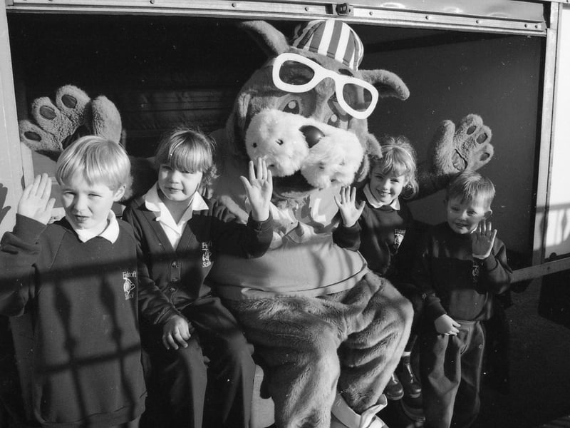 Pupils from Fishtoft Primary School alongside Kool Kat. The school had signed up with the Kool Kats Collecting Club; in return for milk bottle tops, it would receive help with funds from the Lincoln Co-operative Society.