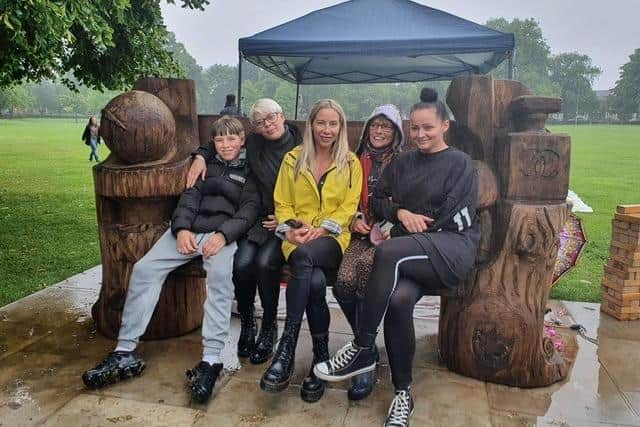 Sat on the bench are Thea Cox (Grace’s mum), Tina Bradley (Grace’s nan), Nina Bradley and Jessie Williams (Grace’s aunties), and Lenny Cox, Grace’s brother.