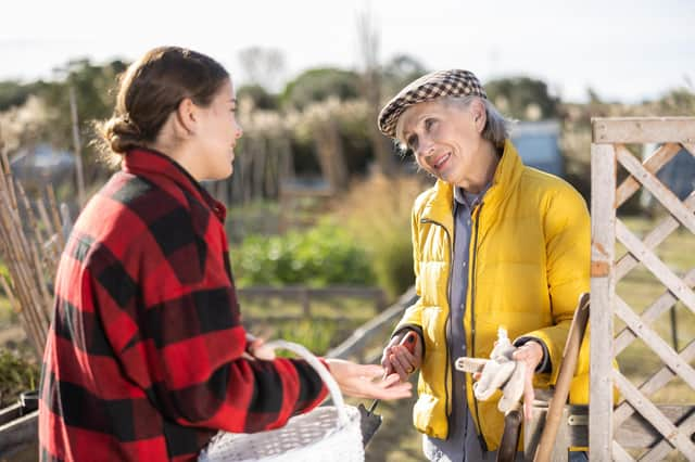 Many Brits would like to be better friends with their neighbours, research found (photo: Adobe)