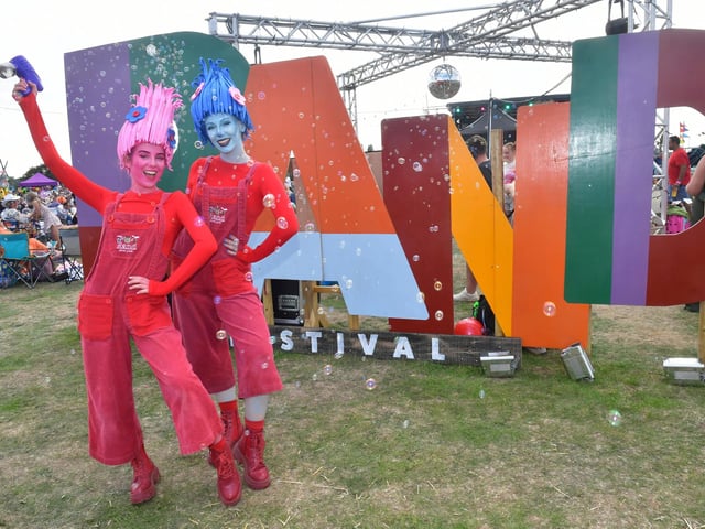 The Rand Farm Trolls, Floss and Moss, made a striking impression at the festival.
