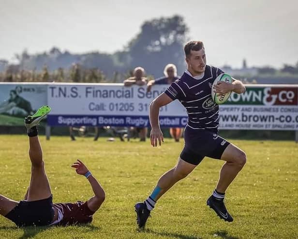 Shaun Bishop scores a try. Pic by David Dales.