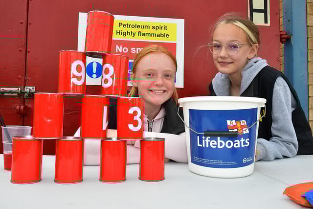 Pictured (from left)are Kellie Stokes 13 and Keira Willard 12