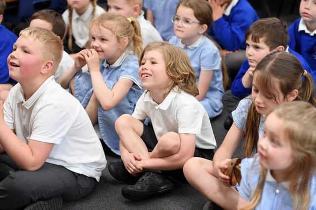 B&amp;DWC - AH-015 - Pupils enjoying the storytelling session