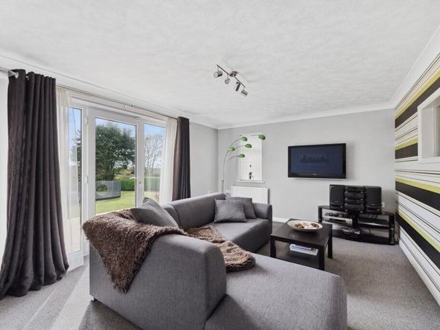 The lounge in the annexe.